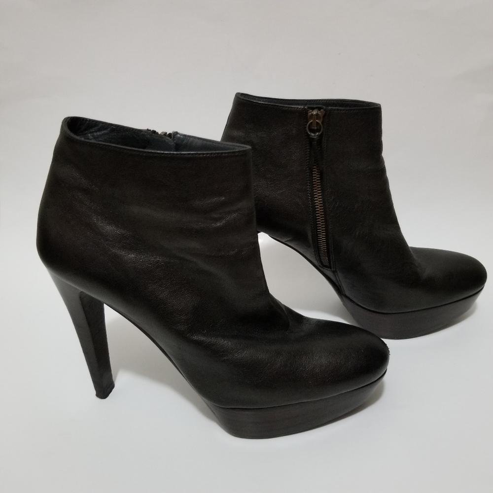 Stuart Weitzman Black Leather Platform Ankle Boots